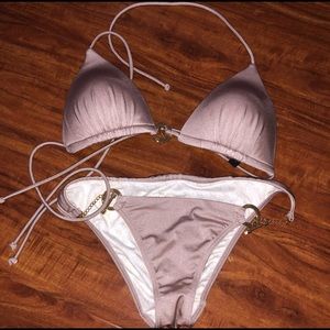 Victoria’s Secret bikini